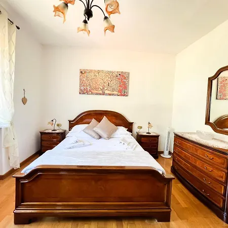 Feriehus Rosa Vista Argegno